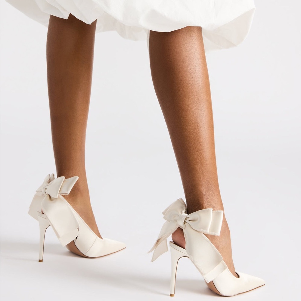 Steve Madden White Heels with Bow Detail